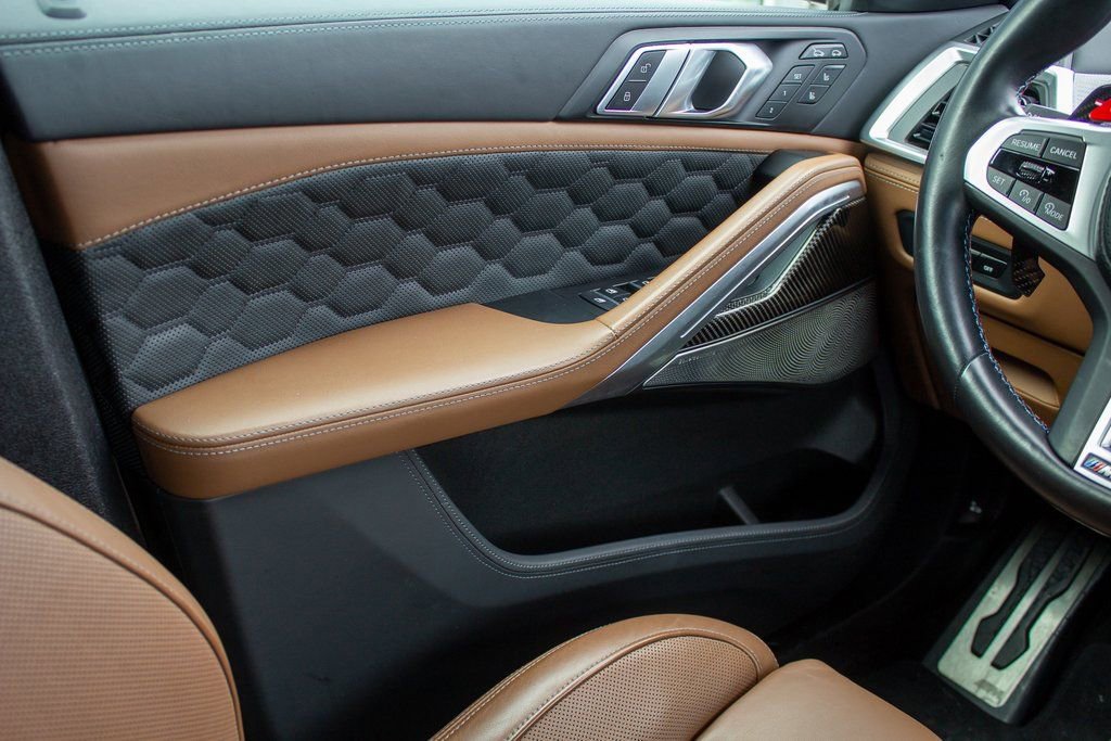 Used 2024 BMW X6 M Competition w/ Executive Package image 19