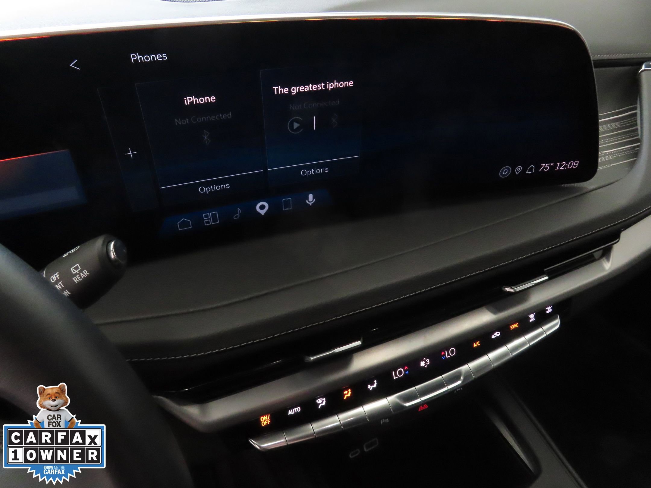 Used 2025 Cadillac XT4 Premium Luxury FWD image 19