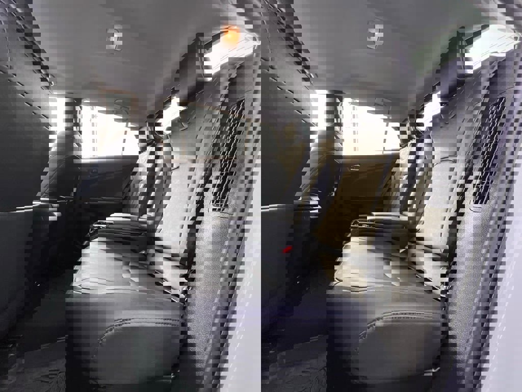 Used 2018 Toyota Prius Prime Plus image 13