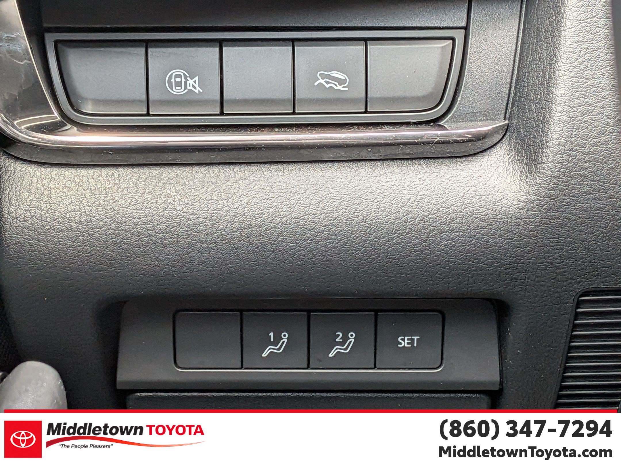 Used 2025 MAZDA CX-30 AWD 2.5 S w/ Preferred Package image 18