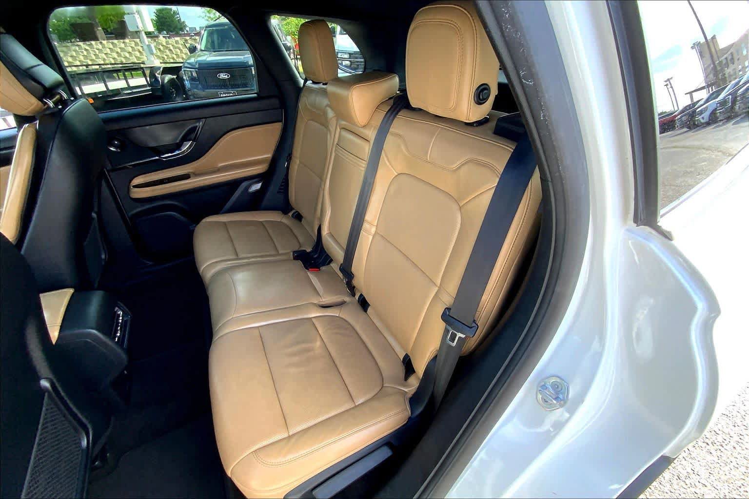 Used 2020 Lincoln Corsair Reserve image 18