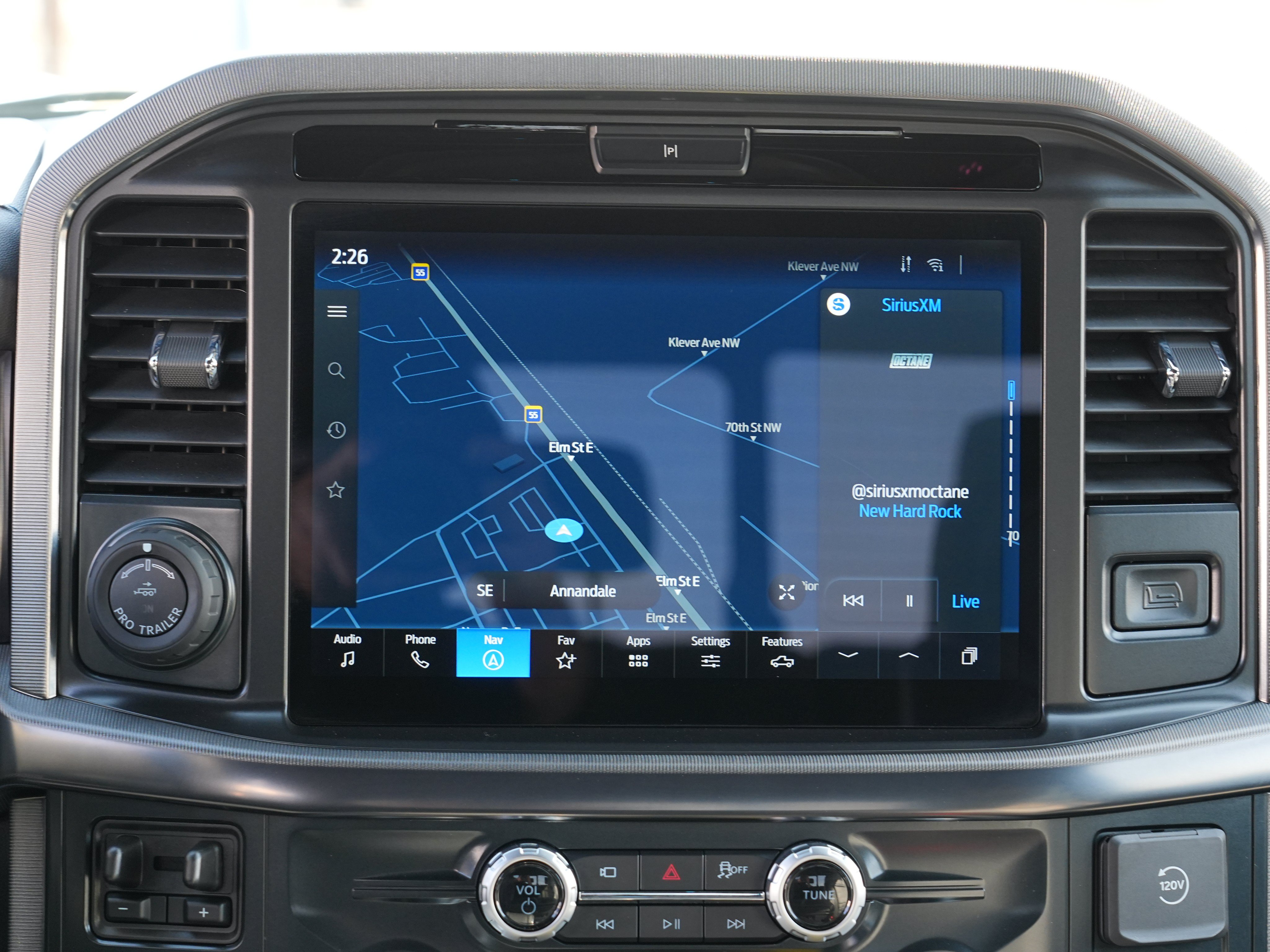 Used 2025 Ford F150 Platinum AWD/4WD image 27