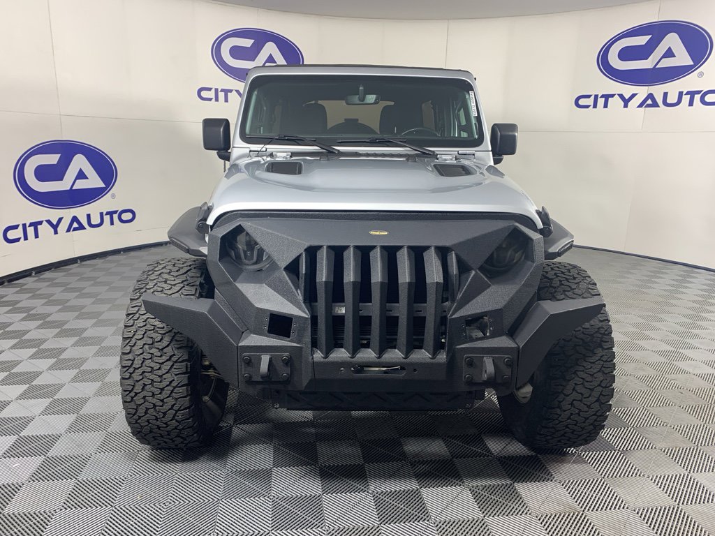 Used 2022 Jeep Wrangler Unlimited Rubicon w/ Xtreme Recon 35" Tire Package image 9