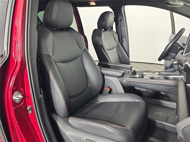 Used 2022 Toyota Sienna XSE image 21