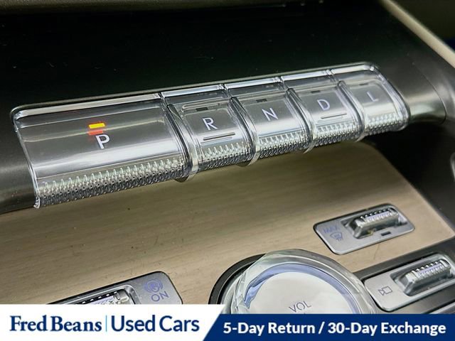 Used 2024 Lincoln Nautilus Reserve w/ Equipment Group 202A AWD/4WD image 24