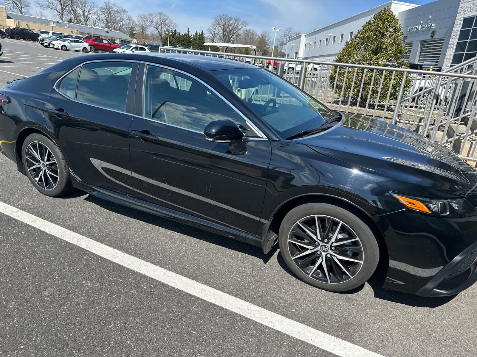Used 2023 Toyota Camry SE w/ Cold Weather Package image 2