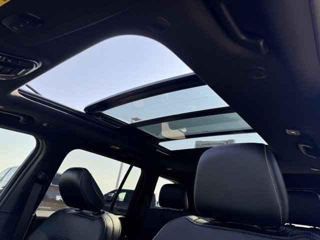 New 2025 Jeep Grand Cherokee Limited image 27