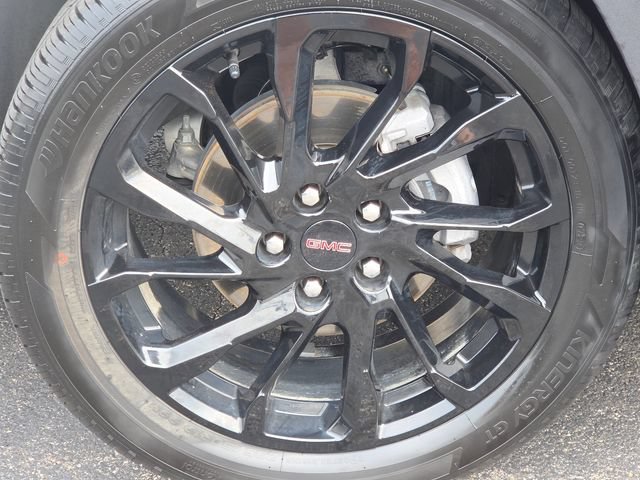 Used 2023 GMC Terrain SLT w/ Tech Package AWD/4WD image 11