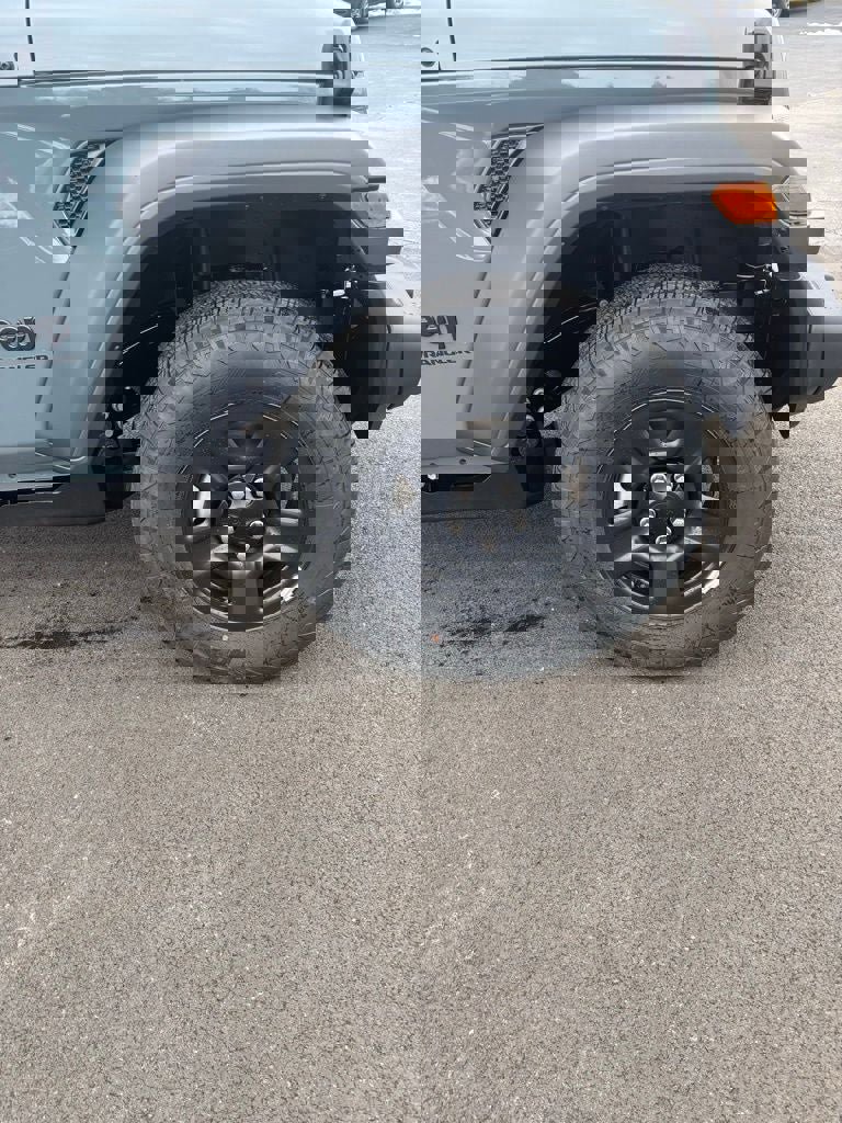 New 2026 Jeep Wrangler Sport AWD/4WD image 19