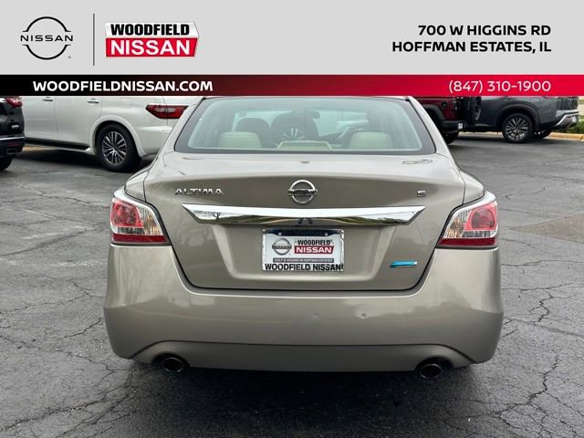 Used 2014 Nissan Altima 2.5 S w/ Display Audio Package FWD image 5