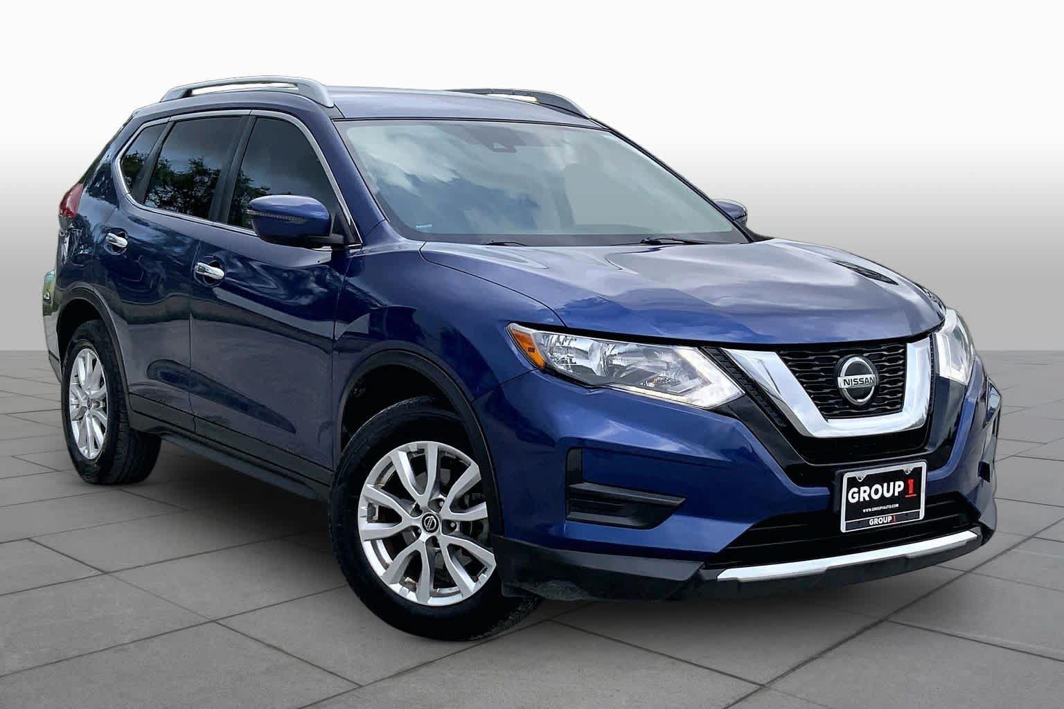 Used 2020 Nissan Rogue SV FWD image 3