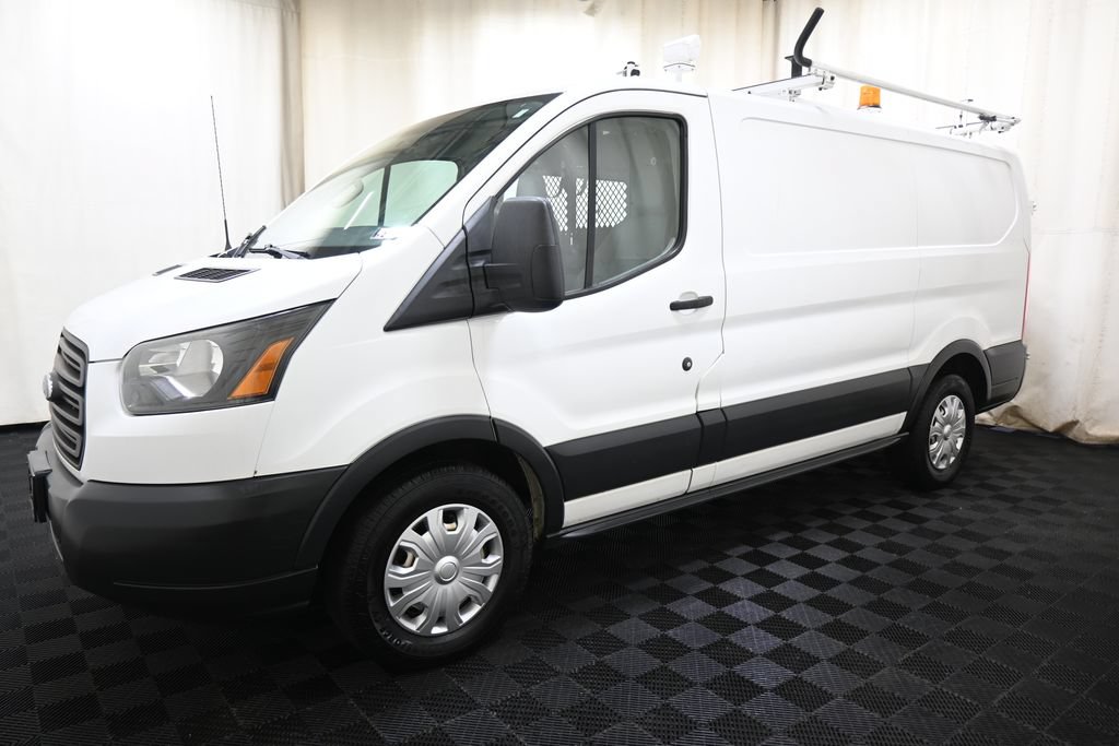 Used 2015 Ford Transit 150 130 Low Roof RWD image 5