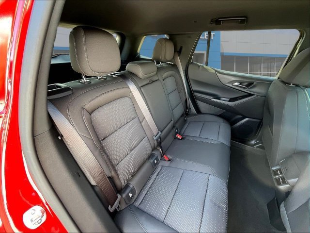 New 2027 Chevrolet Equinox LT w/ Midnight Edition FWD image 13