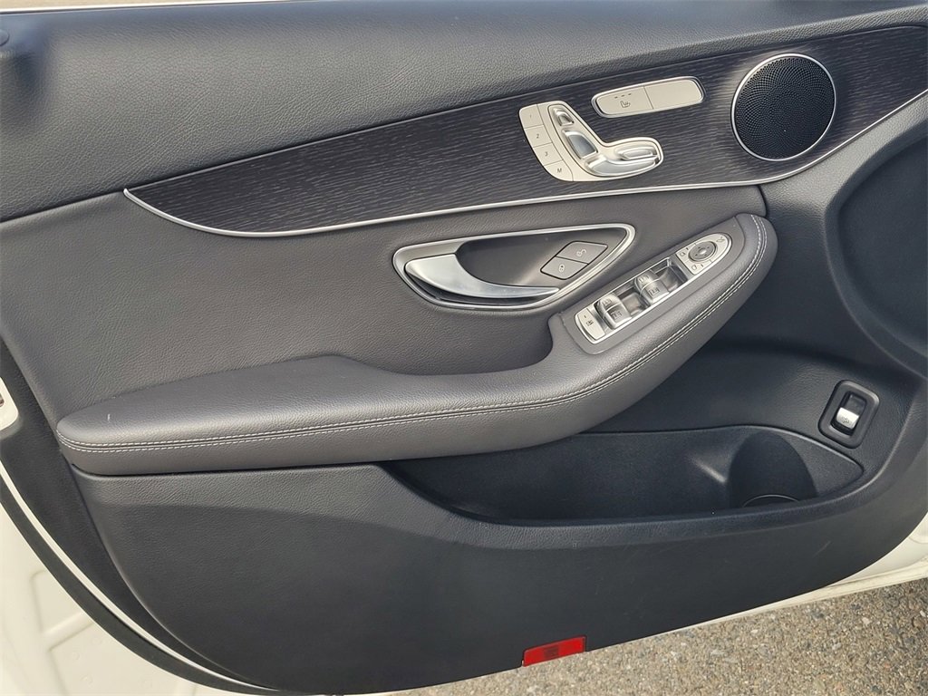 Used 2021 Mercedes-Benz C 300 C 300 image 17