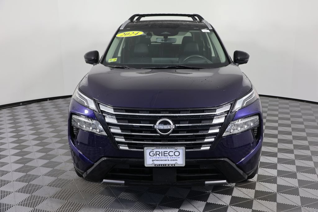 Used 2024 Nissan Rogue Platinum w/ Platinum Premium Package AWD/4WD image 3