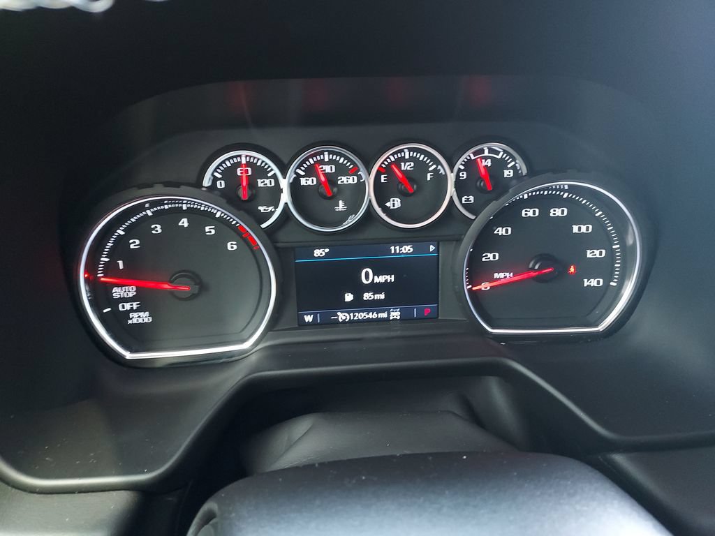 Used 2021 Chevrolet Suburban RST w/ Luxury Package AWD/4WD image 18