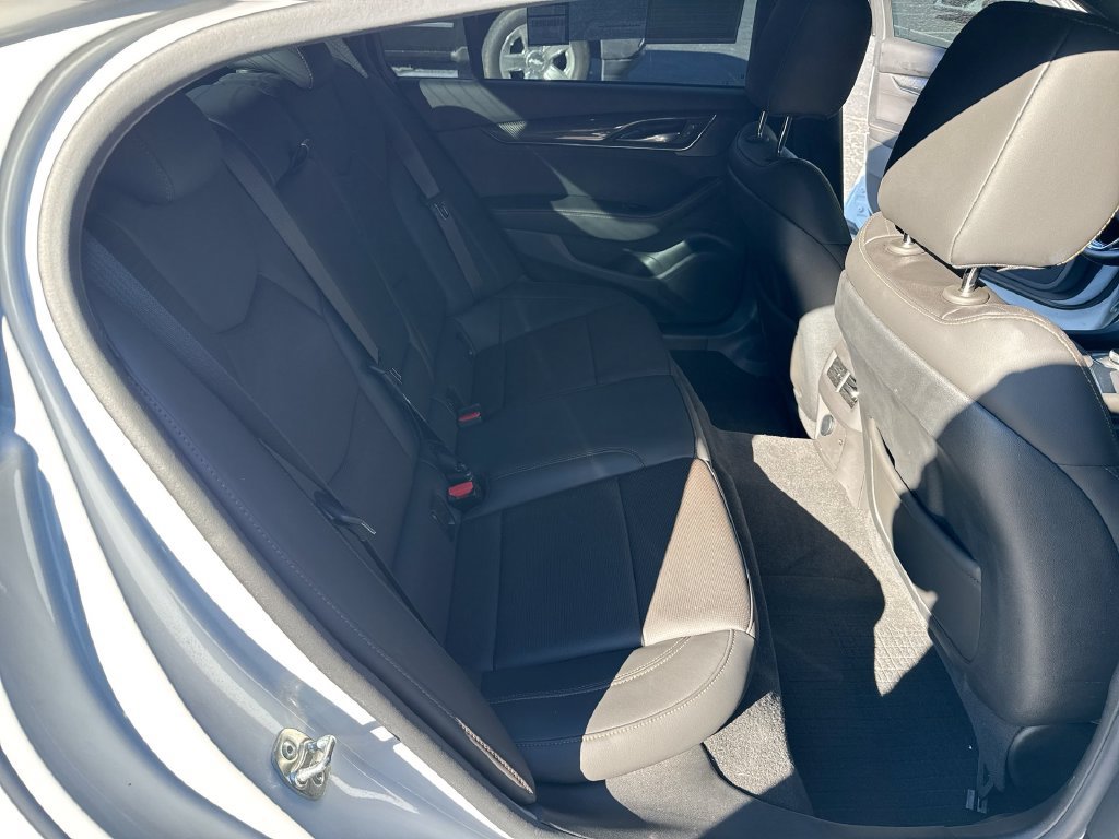 Used 2025 Cadillac CT5 V w/ Technology Package RWD image 29