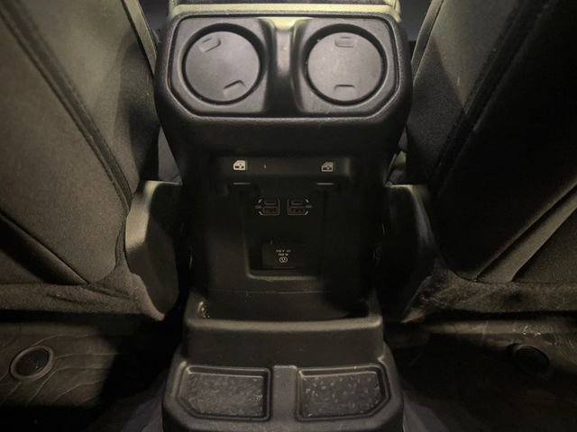 Used 2023 Jeep Wrangler Unlimited w/ Sun & Screen Package image 12