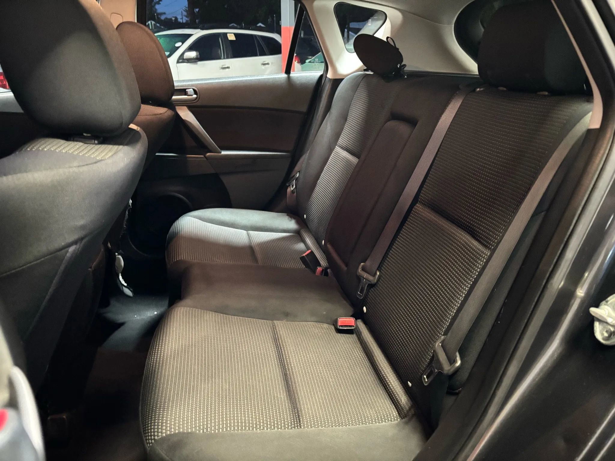 Used 2012 MAZDA MAZDA3 i Touring image 18