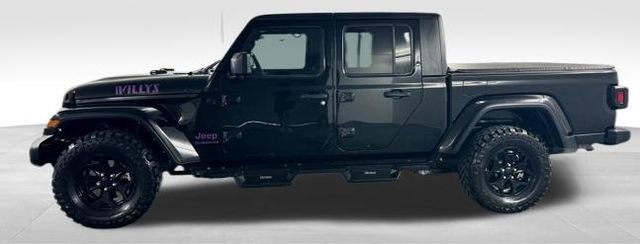 Used 2021 Jeep Gladiator Willys image 5