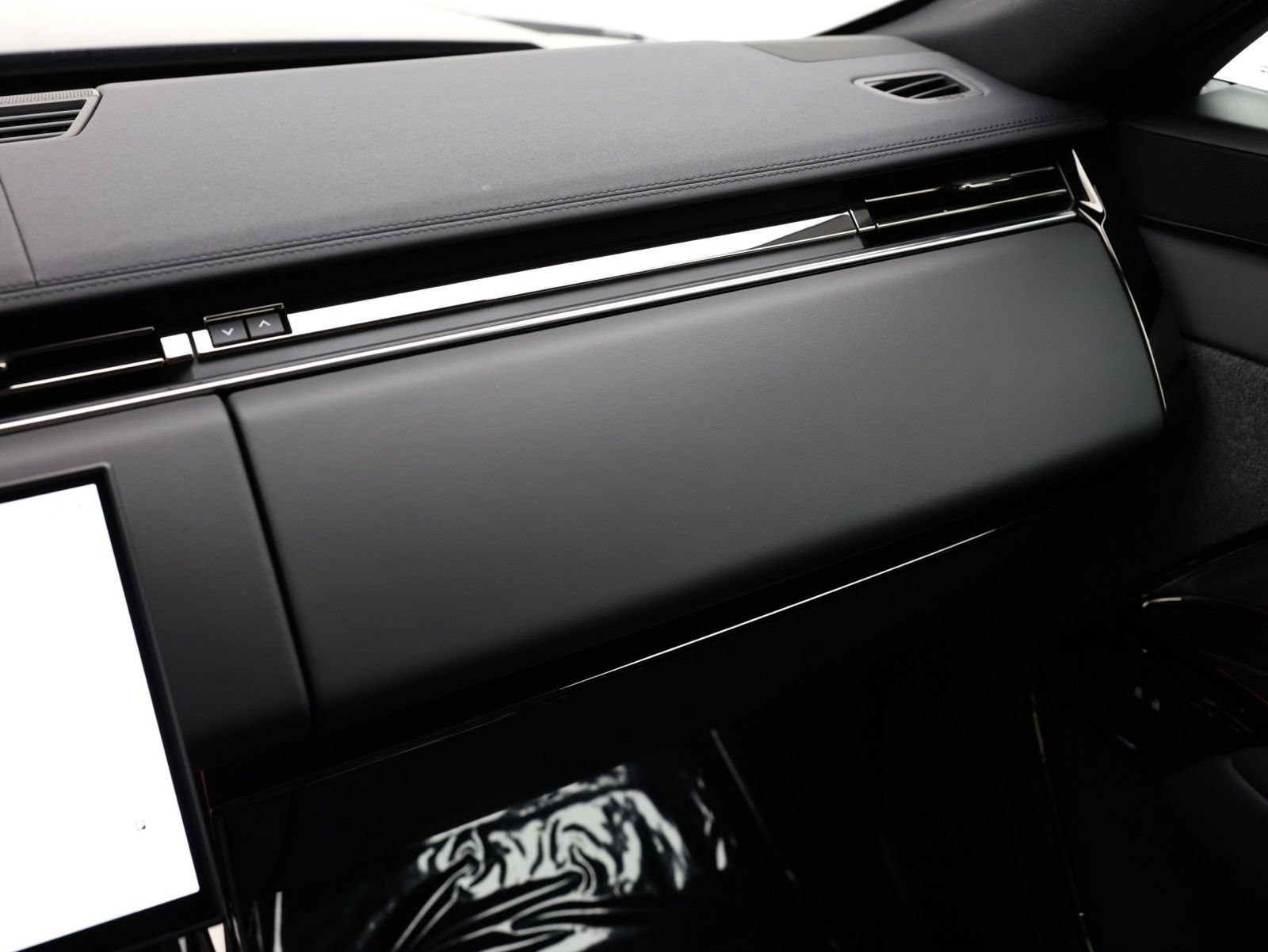 Used 2023 Land Rover Range Rover Sport SE AWD/4WD image 22