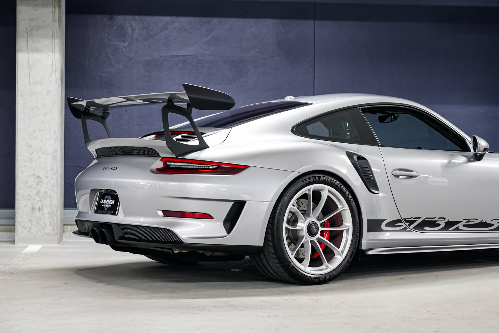 Used 2019 Porsche 911 GT3 RS RWD image 33