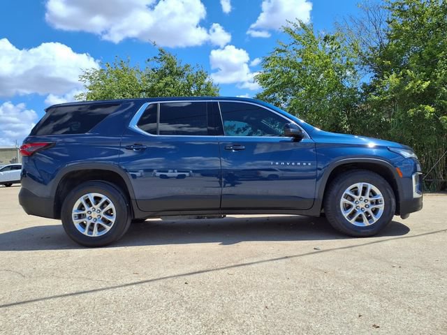Used 2023 Chevrolet Traverse LS w/ LPO, Roadside Safety Package FWD image 4