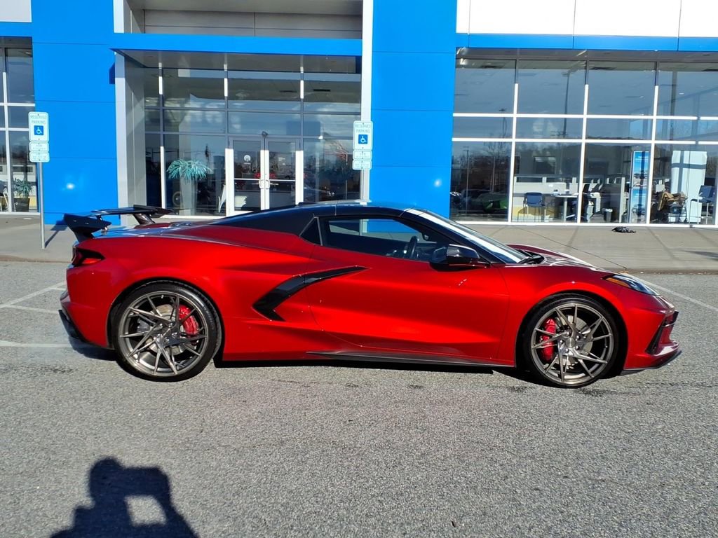 Used 2022 Chevrolet Corvette Stingray Premium Conv w/ Z51 Performance Package image 2