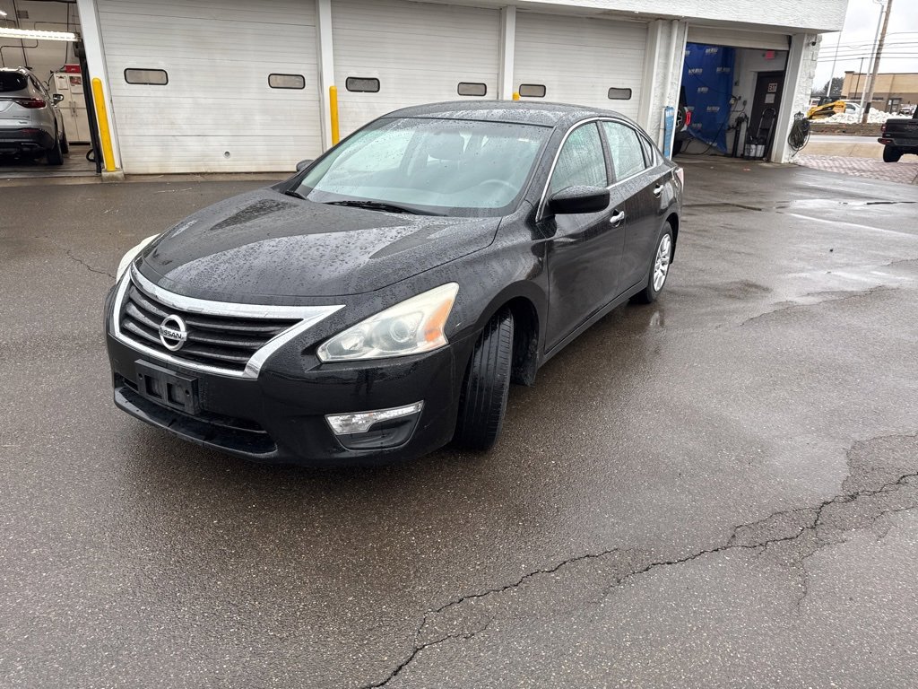 Used 2015 Nissan Altima 2.5 S w/ Power Driver Seat Package image 1