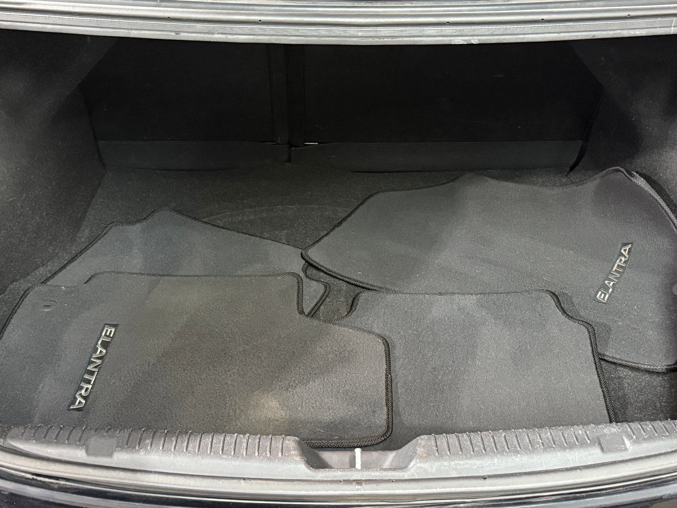 Used 2012 Hyundai Elantra GLS w/ Preferred Pkg 3 image 31