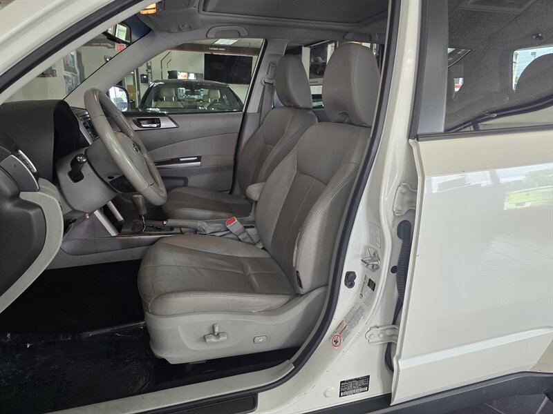 Used 2012 Subaru Forester 2.5X Touring AWD/4WD image 9