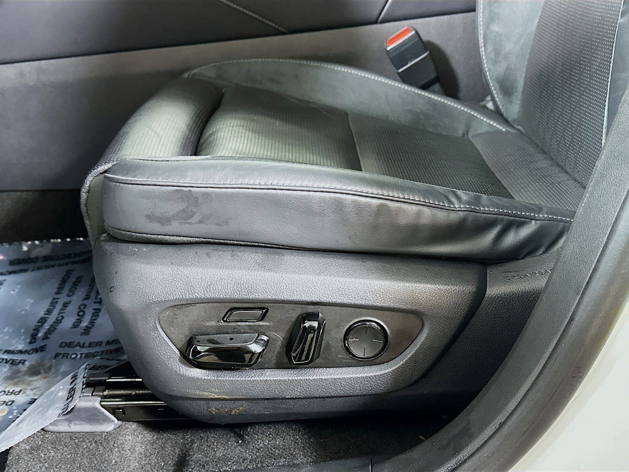 Certified 2023 Lexus RX 350 AWD w/ Accessory Package image 18