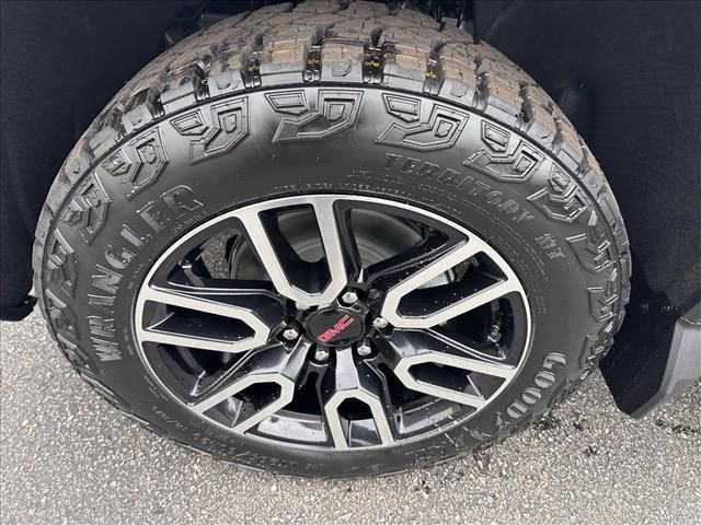 New 2026 GMC Sierra 1500 AT4 w/ AT4 Premium Package image 14