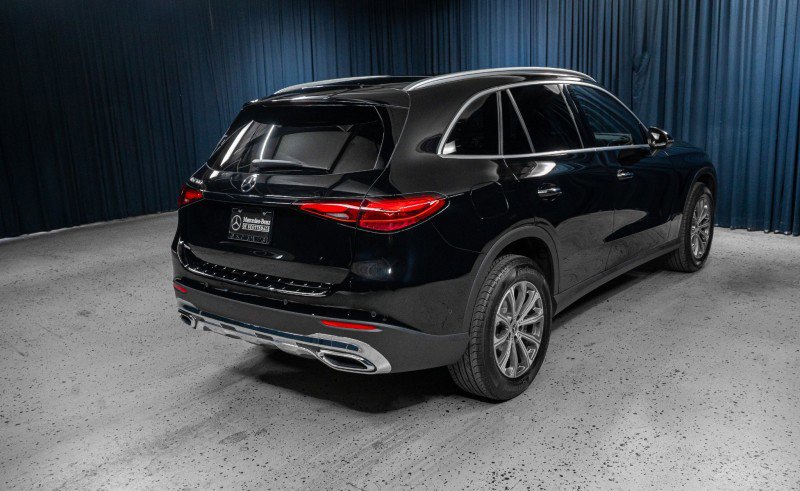 Certified 2026 Mercedes-Benz GLC 300 image 4