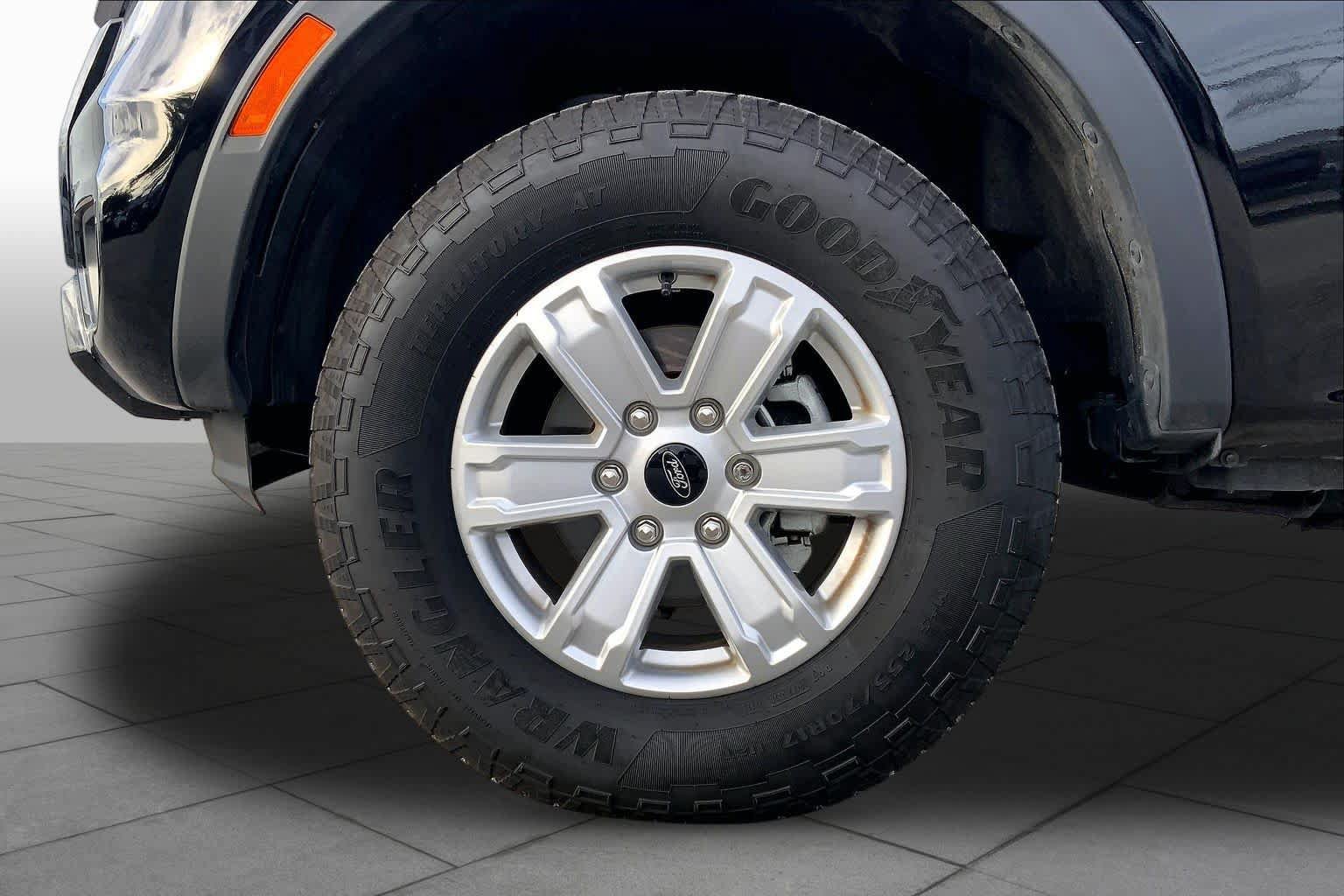Used 2025 Ford Ranger XL RWD image 11