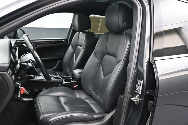 Used 2020 Porsche Macan AWD/4WD image 6