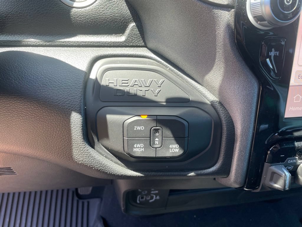 New 2026 RAM 3500 Tradesman AWD/4WD image 17