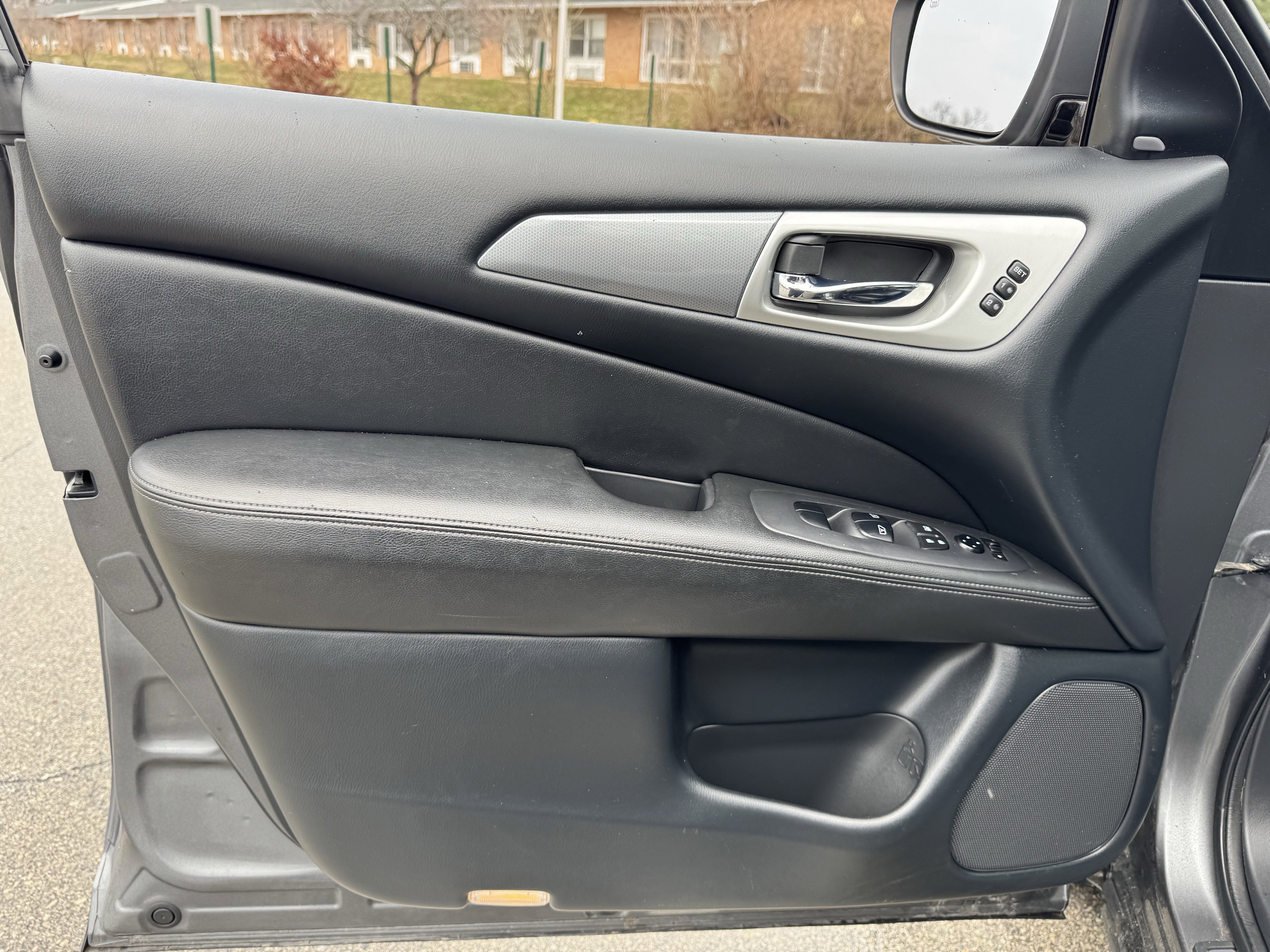 Certified 2020 Nissan Pathfinder SL image 25