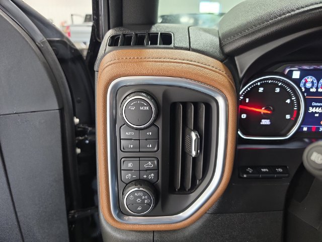 Used 2021 Chevrolet Silverado 3500 High Country w/ Z71 Off-Road Package AWD/4WD image 19