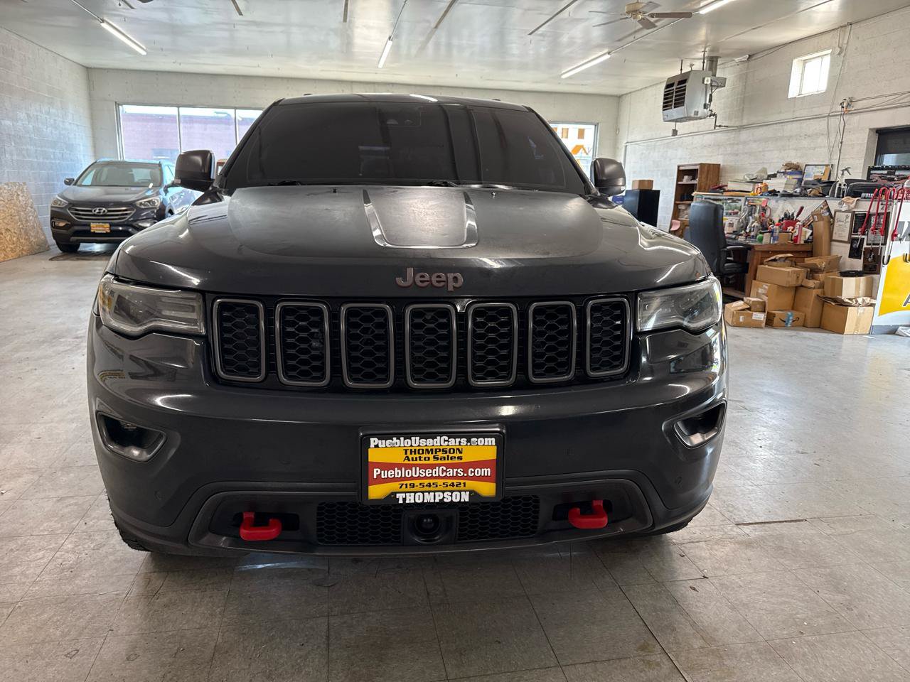 Used 2018 Jeep Grand Cherokee Trailhawk w/ Trailhawk Luxury Group AWD/4WD image 6