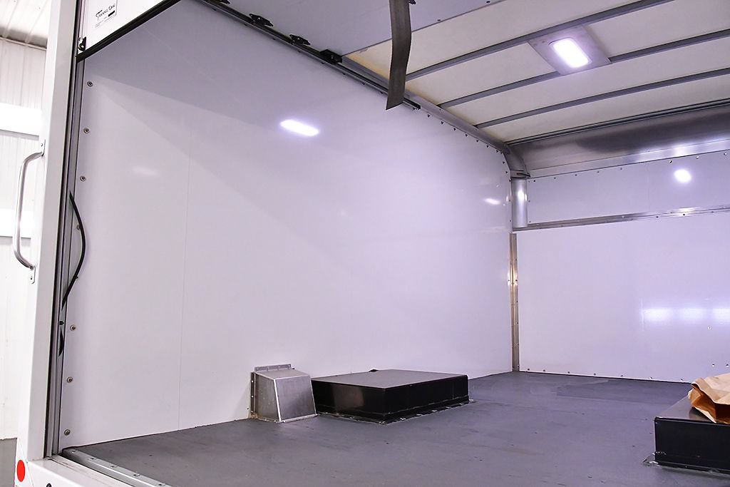 Used 2024 Ford E-450 and Econoline 450 Super Duty w/ Driver's Safety Package RWD image 26