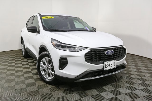Used 2023 Ford Escape Active image 3