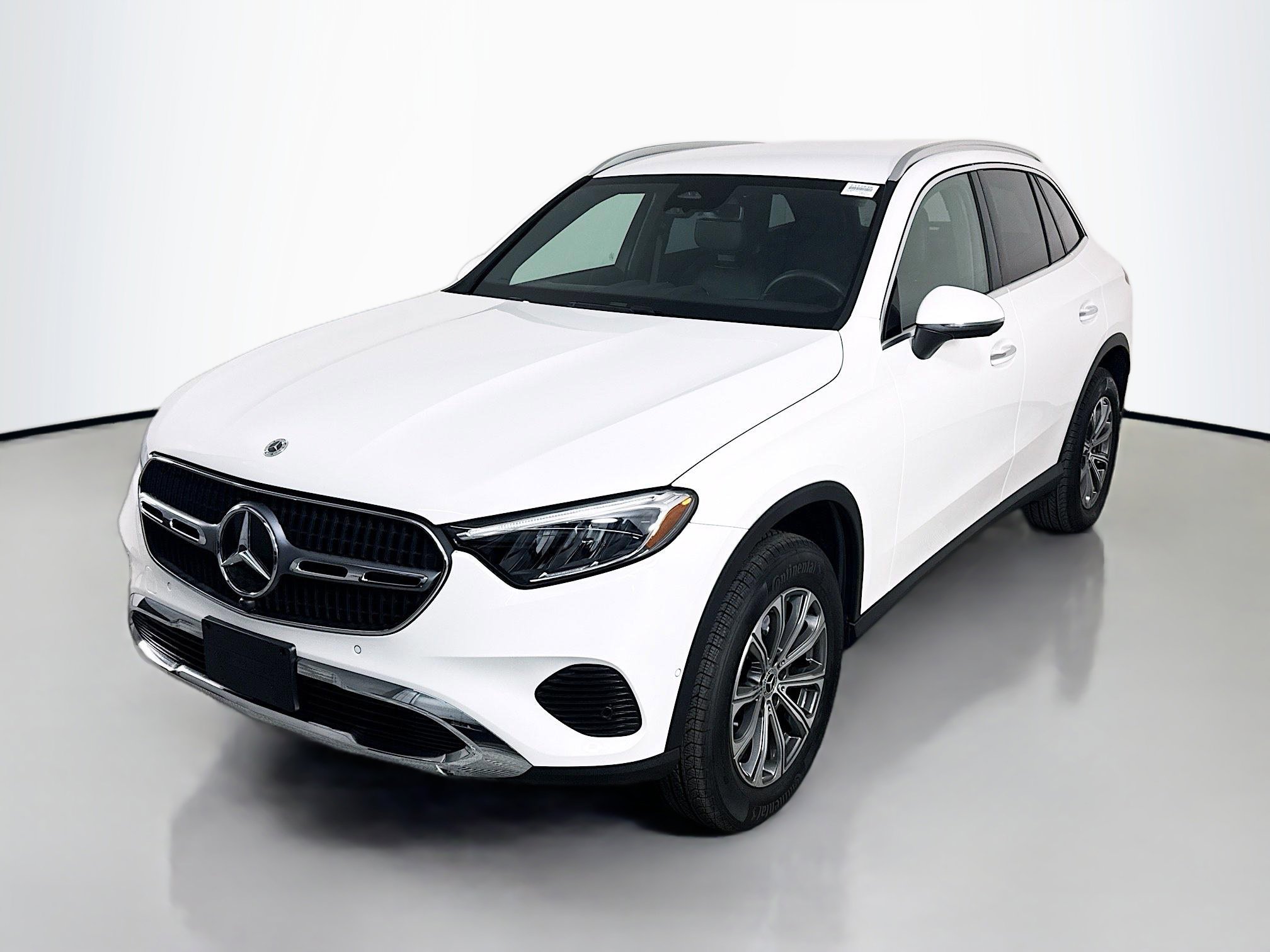 Used 2024 Mercedes-Benz GLC 300 4MATIC image 4