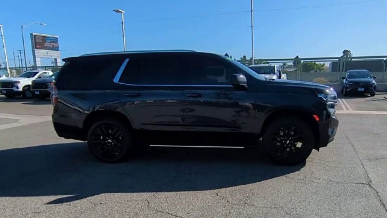 Certified 2024 Chevrolet Tahoe LS w/ Driver Alert Package image 9