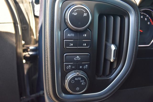 Certified 2019 Chevrolet Silverado 1500 LT w/ All-Star Edition image 22