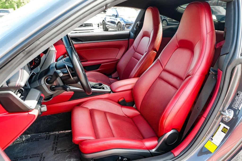 Used 2023 Porsche 911 Carrera RWD image 26