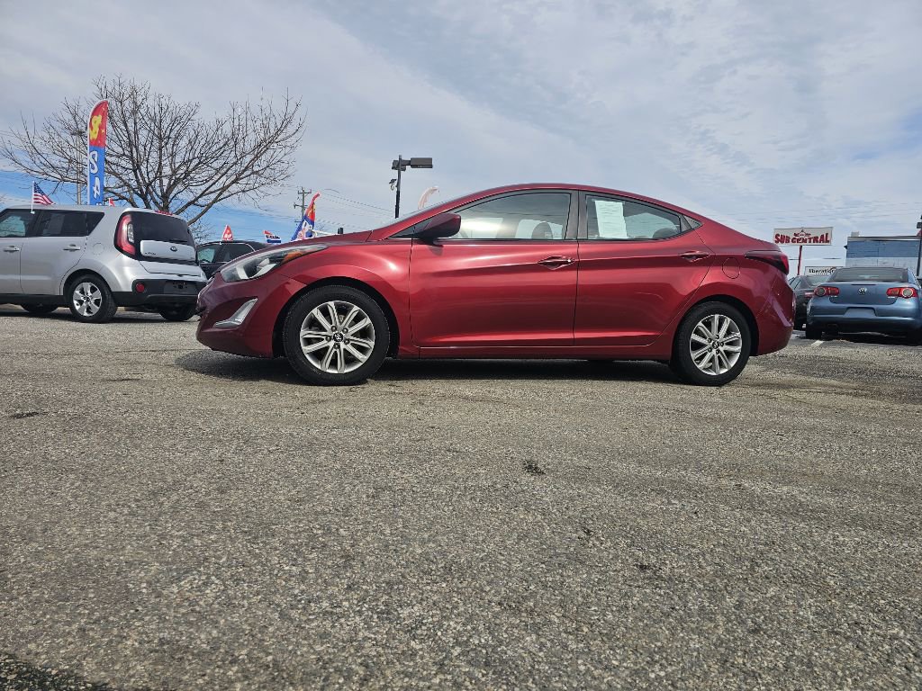 Used 2016 Hyundai Elantra SE w/ Option Group 02 image 3