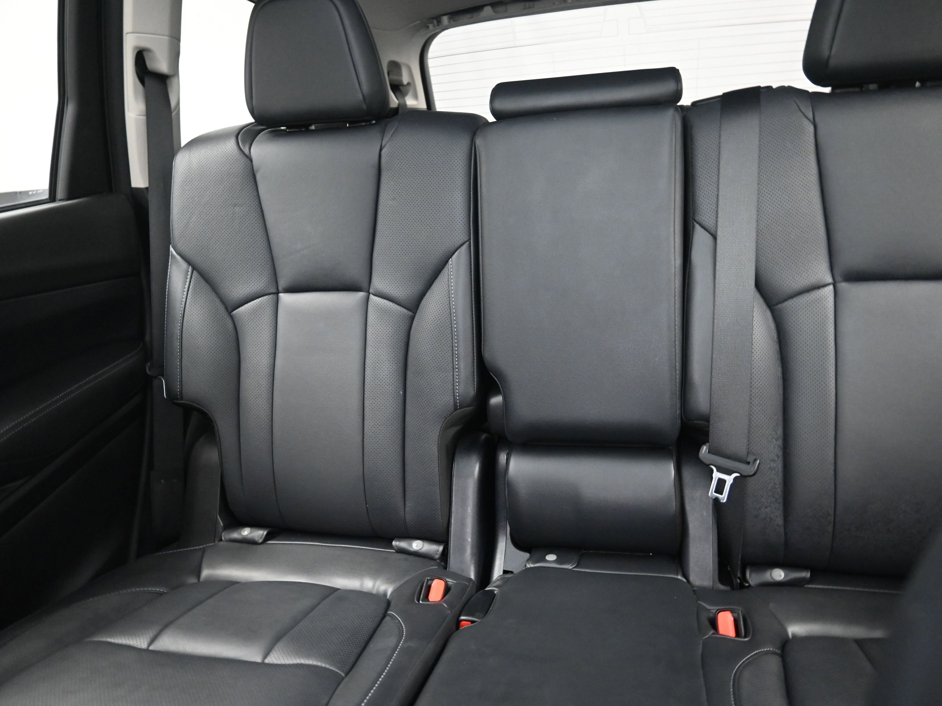 Used 2022 Subaru Ascent Limited w/ Technology Package image 29