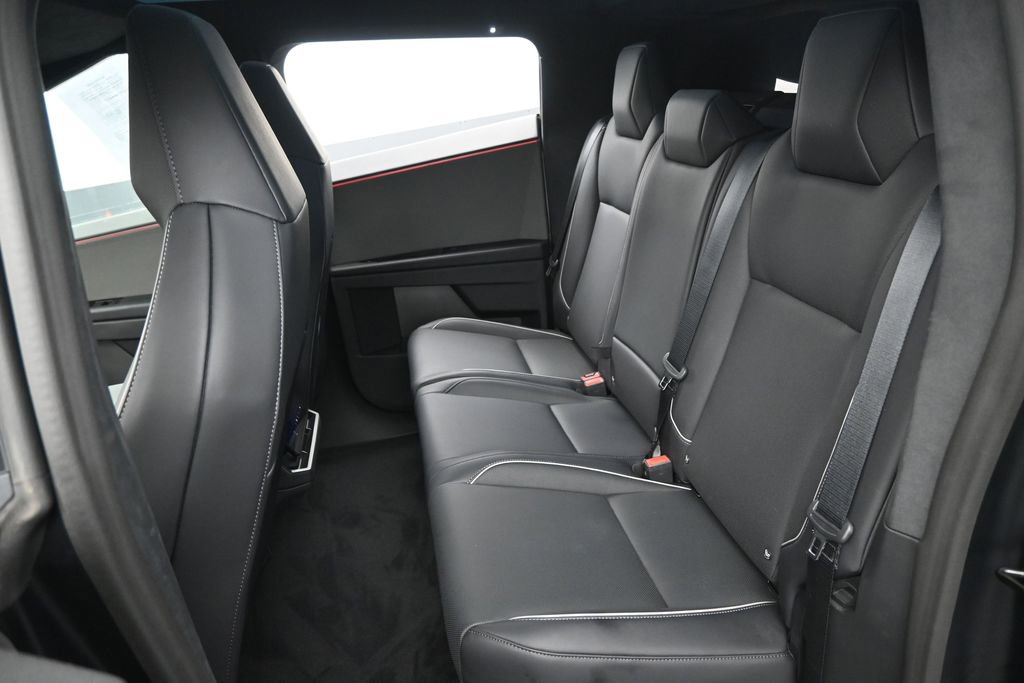 Used 2024 Tesla Cybertruck AWD Crew Cab image 28