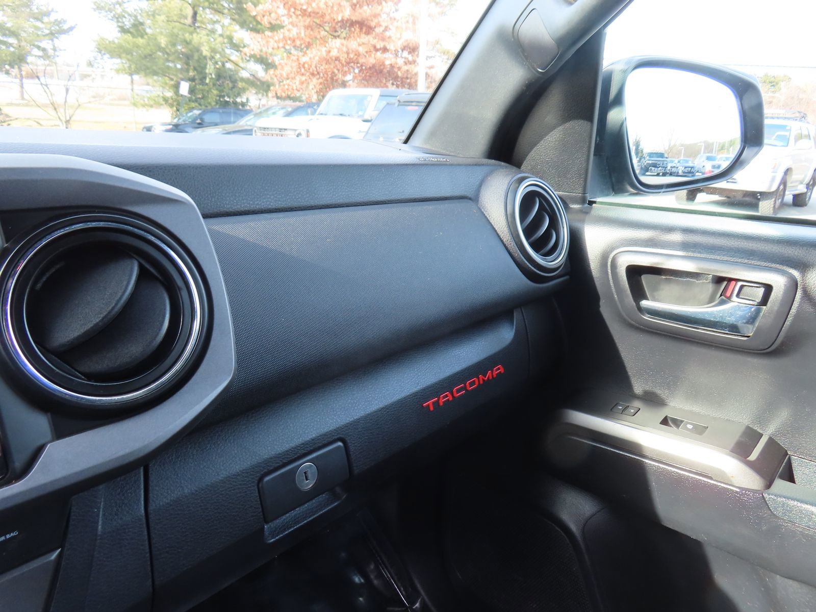 Used 2021 Toyota Tacoma TRD Sport image 24